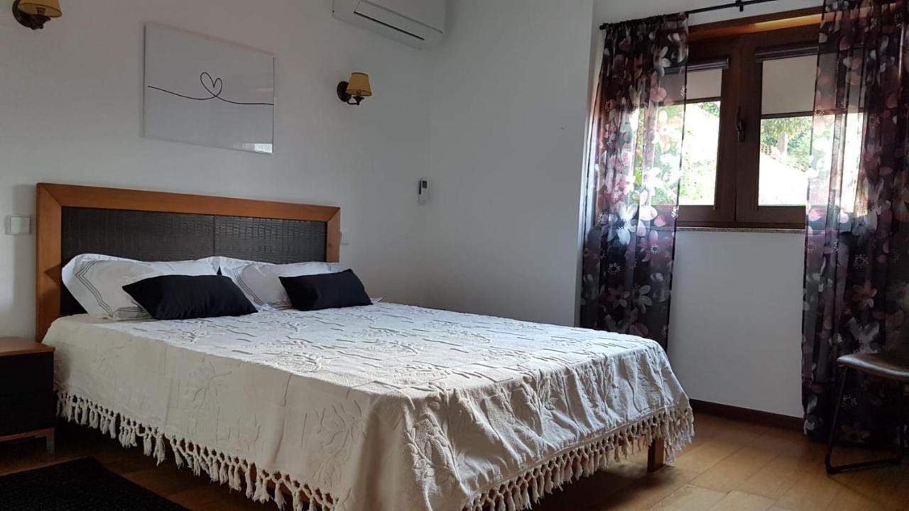Sobreiro Apartamentos Rio Caldo ภายนอก รูปภาพ